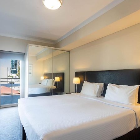Baileys Serviced Apartments Perth Exterior photo