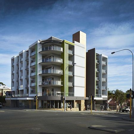 Baileys Serviced Apartments Perth Exterior photo