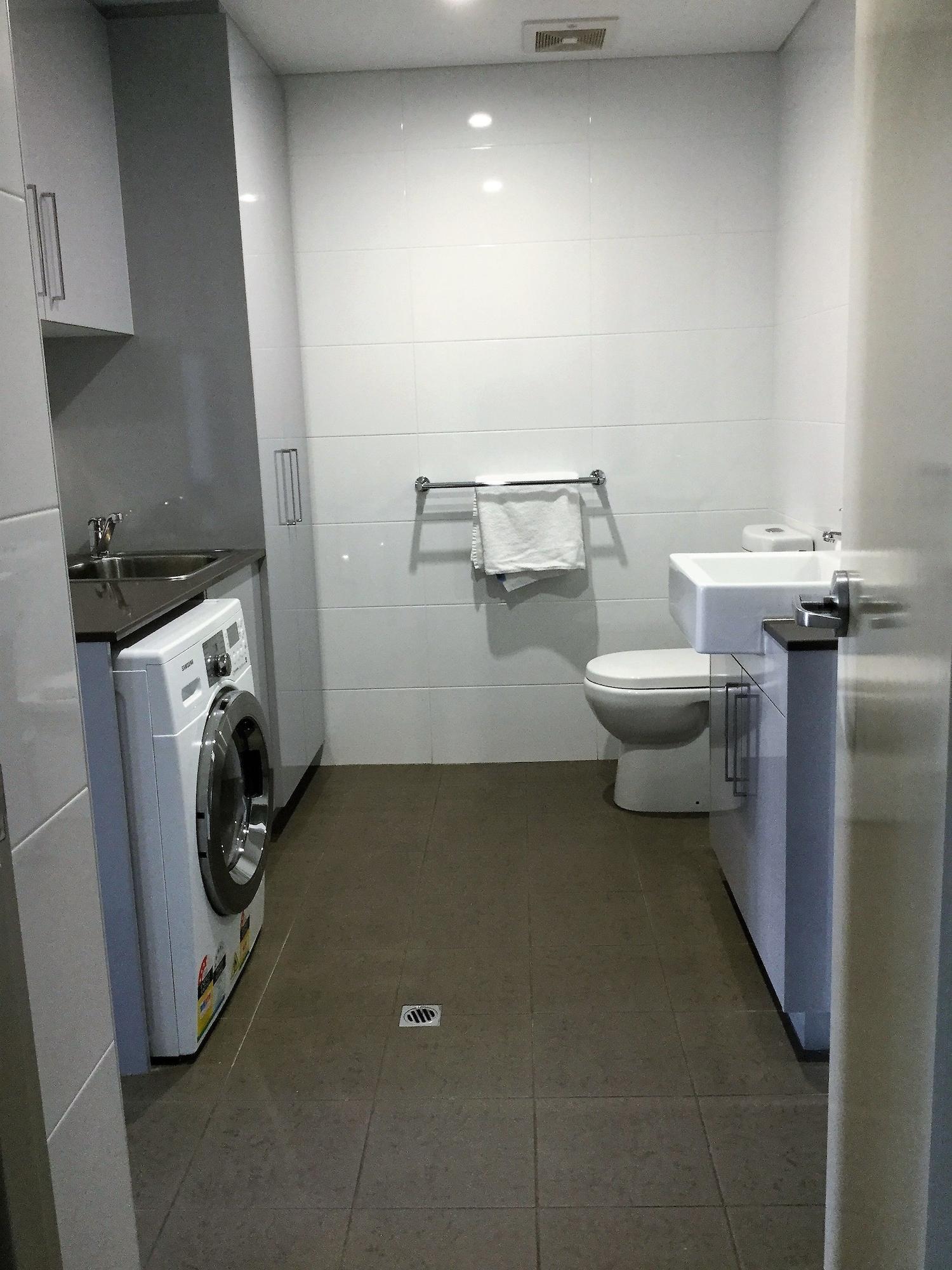Baileys Serviced Apartments Perth Exterior photo