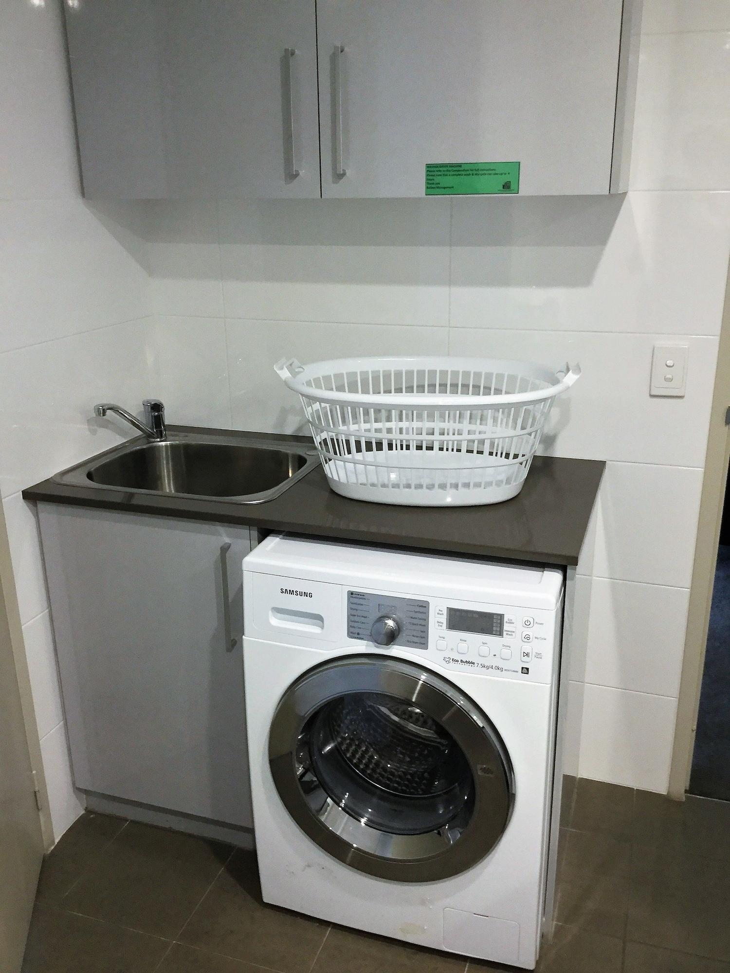 Baileys Serviced Apartments Perth Exterior photo