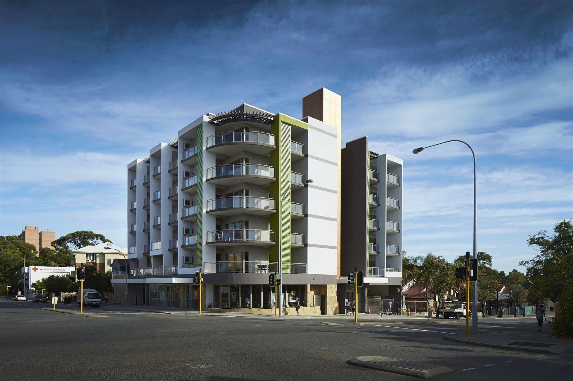 Baileys Serviced Apartments Perth Exterior photo
